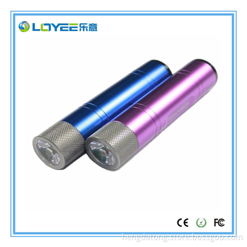 Flashlight 2600mAh Mobile Power Bank for iPhone/iPad/Samsung/Blackbeery